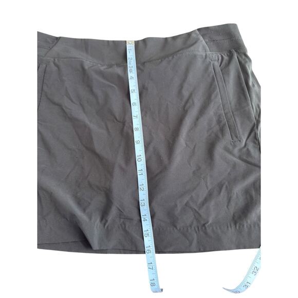 Athleta Brooklyn Mid-Rise Skort Black Mini Pull On Casual Athleisure Size 12 - Picture 9 of 9